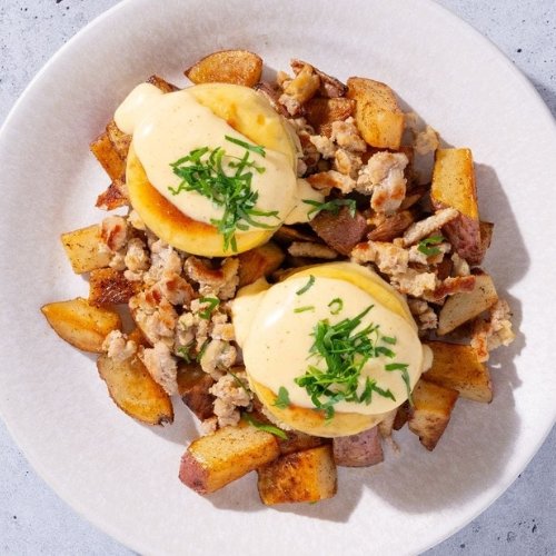 High-protein Trifecta breakfast bowl with eggs, potatoes, and turkey sausage