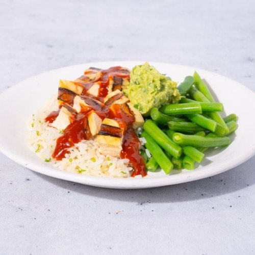 Trifecta GLP-1 friendly grilled chicken meal with rice, green beans, and guacamole